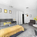 Spacious In The Heart Of Apartment Poznan