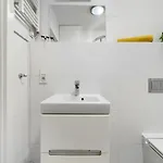 Spacious In The Heart Of Apartment Poznan