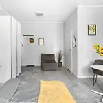 Spacious In The Heart Of Apartment Poznan