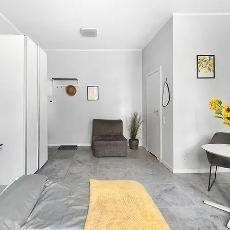 Spacious In The Heart Of Διαμέρισμα Πόζναν