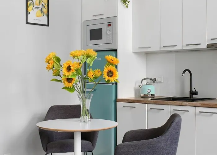 Apartment Spacious In The Heart Of *