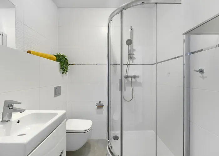 Apartment Spacious In The Heart Of Posen